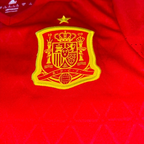 NWOT Spain Soccer Jersey Size 5T - Picture 4 of 6